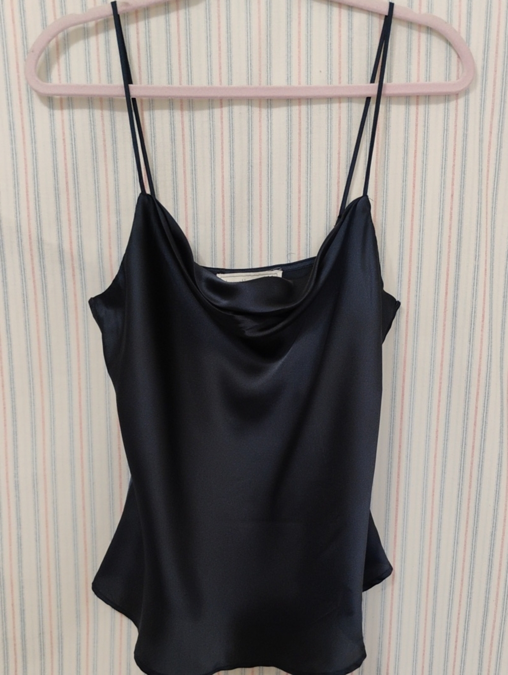 Abercrombie And Fitch Black Satin Tailor Fitted Camisole M        NWOT
